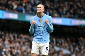 华体会登录-尤文轻取那不勒斯，哈兰德梅开二度英超的简单介绍