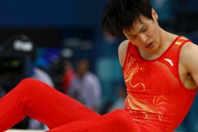 华体会登陆-运动员在比赛中突破了个人记录，创造了奇迹