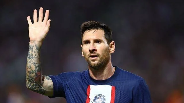 华体会hth-巴黎圣日耳曼轻取AC米兰，梅西梅开二度英超  第1张