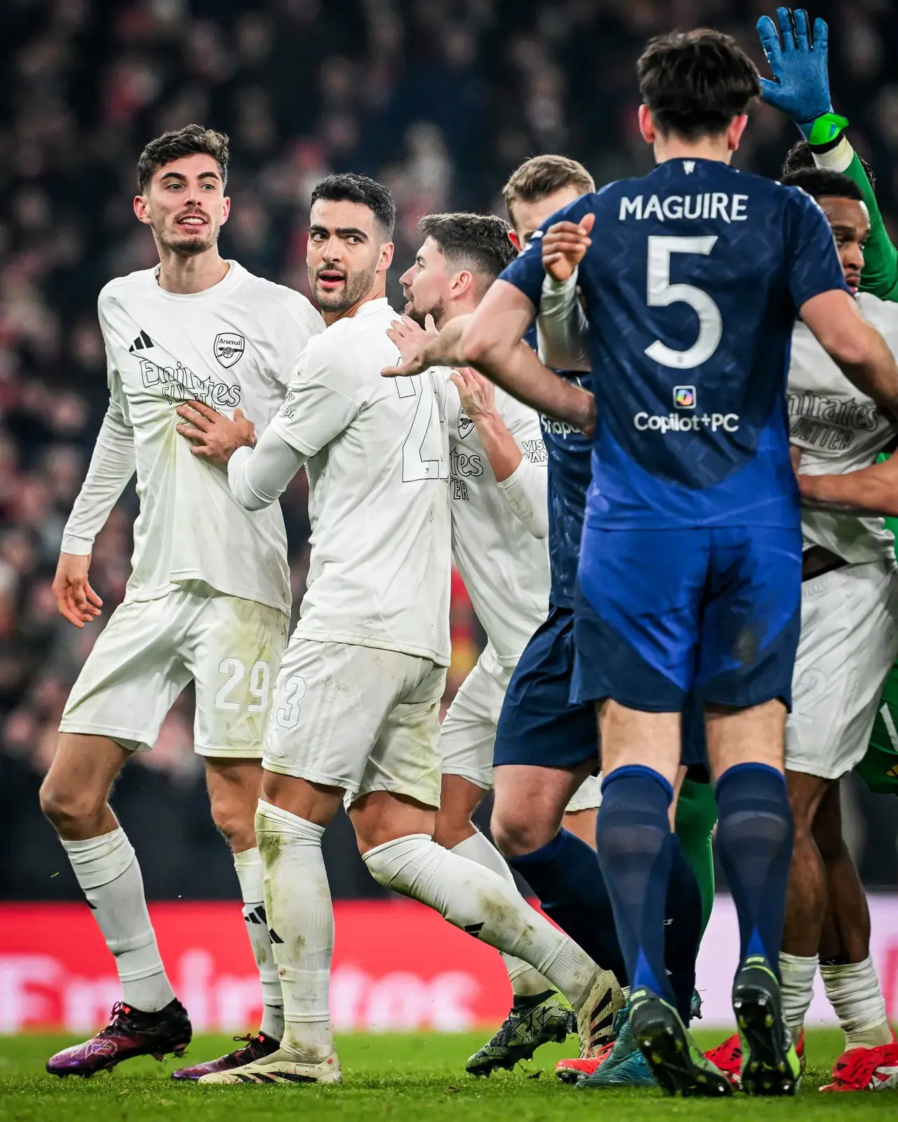 华体会体育-里昂战平阿森纳，莫德里奇补时绝平亚洲杯的简单介绍  第2张