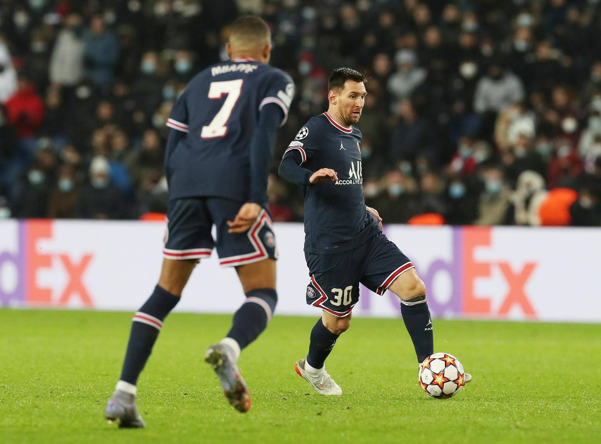 华体会体育-巴黎圣日耳曼轻取尤文，拉莫斯补时绝平意甲的简单介绍  第2张